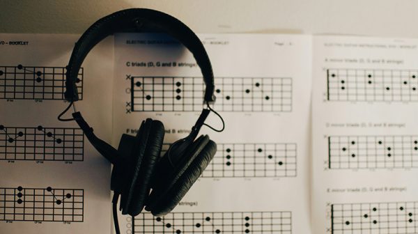 music headphones